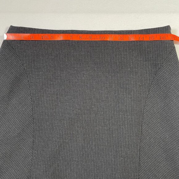 Classiques Wool Stretch Tulip Hem Skirt Size 12 Black Charcoal Pinstripe - Picture 6 of 13